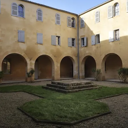 Le Petit Marche, Centre Ville, Lr128 * La Rochelle (Charente-Maritime)